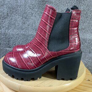 Urban Outfitters Chelsea Boot Chloe Womens Size 8 Leather Red Chunky Platform
